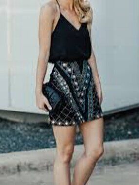 Missguided beaded mini size 8. Excellent condition